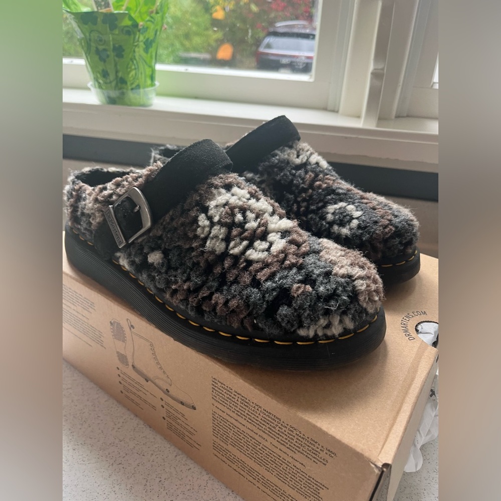 Dr Marten Isham ‘Black’